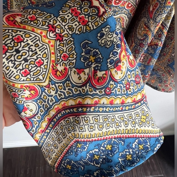 Beautiful Paisley Print Women's Maxi Skirt with Sash & Wood Button Details - Picture 6 of 8